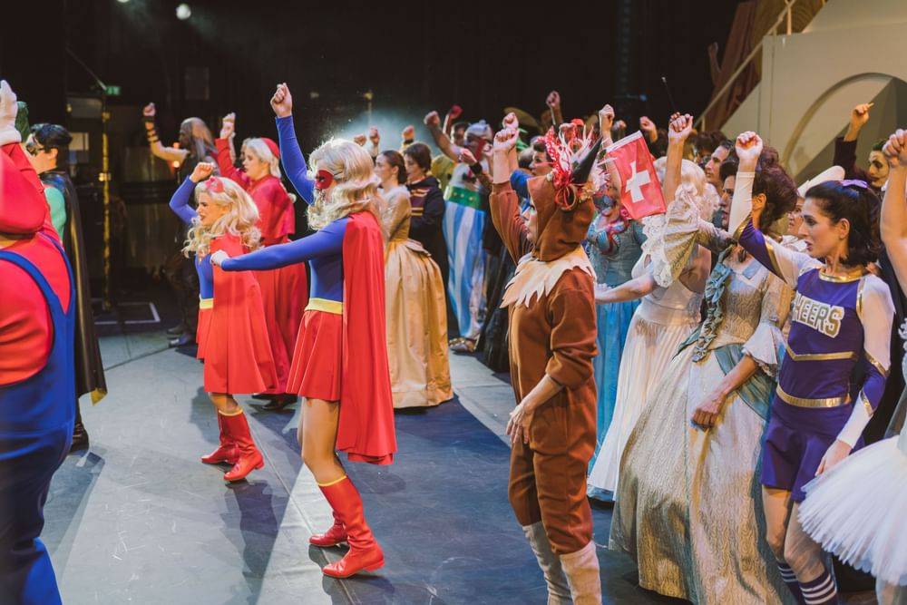 Ensemble - © Jenni Koller/Volksoper Wien Ensemble