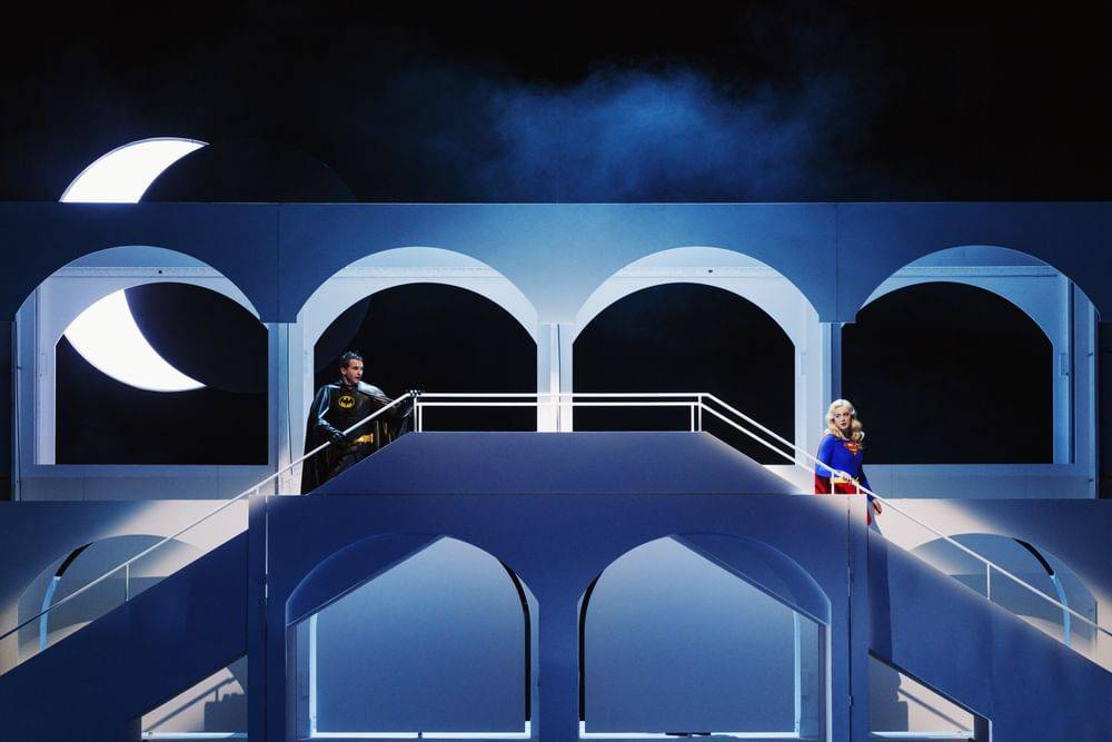 Lucian Krasznec (Guido, Herzog von Urbino), Lauren Urquhart (Annina) - © Marco Sommer / Volksoper Wien Lucian Krasznec (Guido, Herzog von Urbino), Lauren Urquhart (Annina)