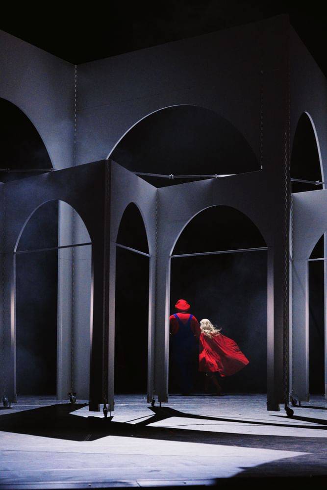 Jakob Semotan (Pappacoda), Juliette Khalil (Ciboletta) - © Marco Sommer/Volksoper Wien Jakob Semotan (Pappacoda), Juliette Khalil (Ciboletta)