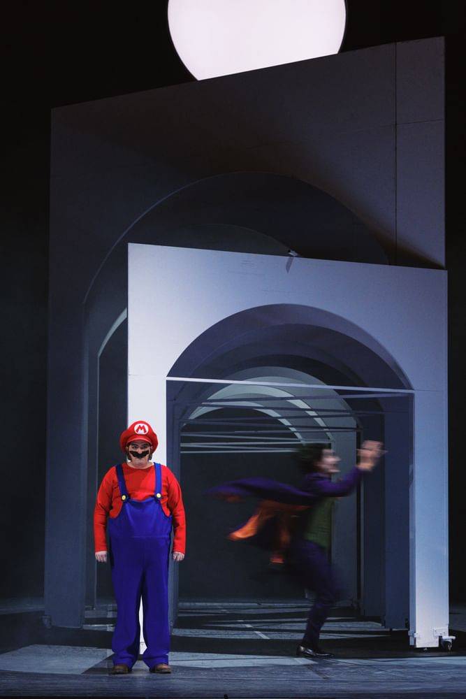 Jakob Semotan (Pappacoda), Marco Di Sapia (Bartolomeo Delacqua) - © Marco Sommer / Volksoper Wien Jakob Semotan (Pappacoda), Marco Di Sapia (Bartolomeo Delacqua)