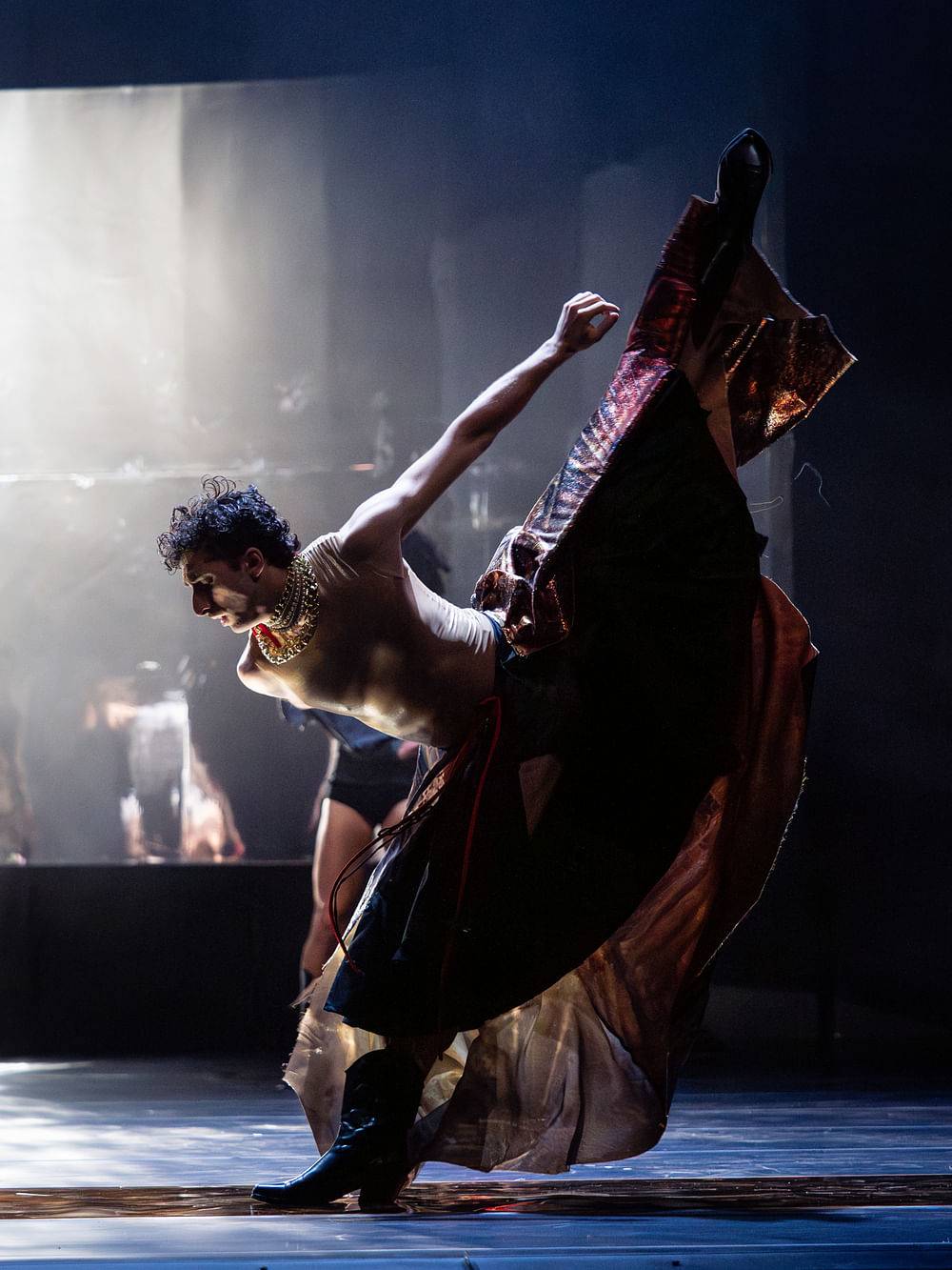 © Ashley Taylor/Wiener Staatsballett AEREA
