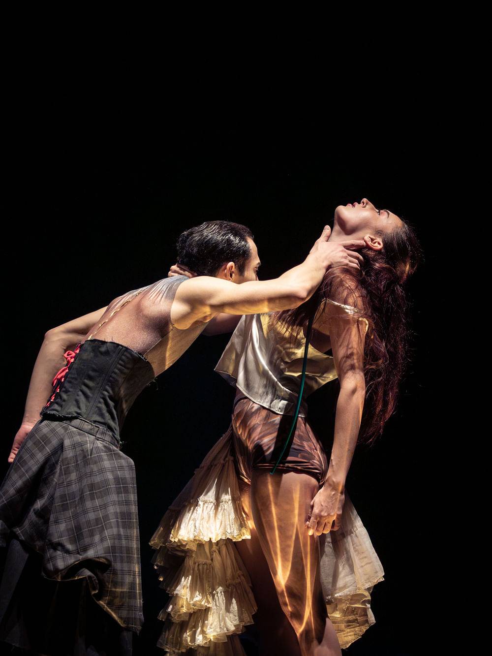 © Ashley Taylor/Wiener Staatsballett AEREA