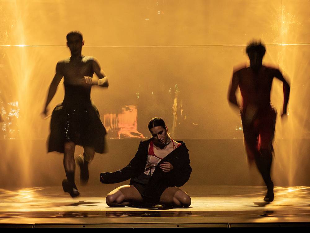 © Ashley Taylor/Wiener Staatsballett AEREA