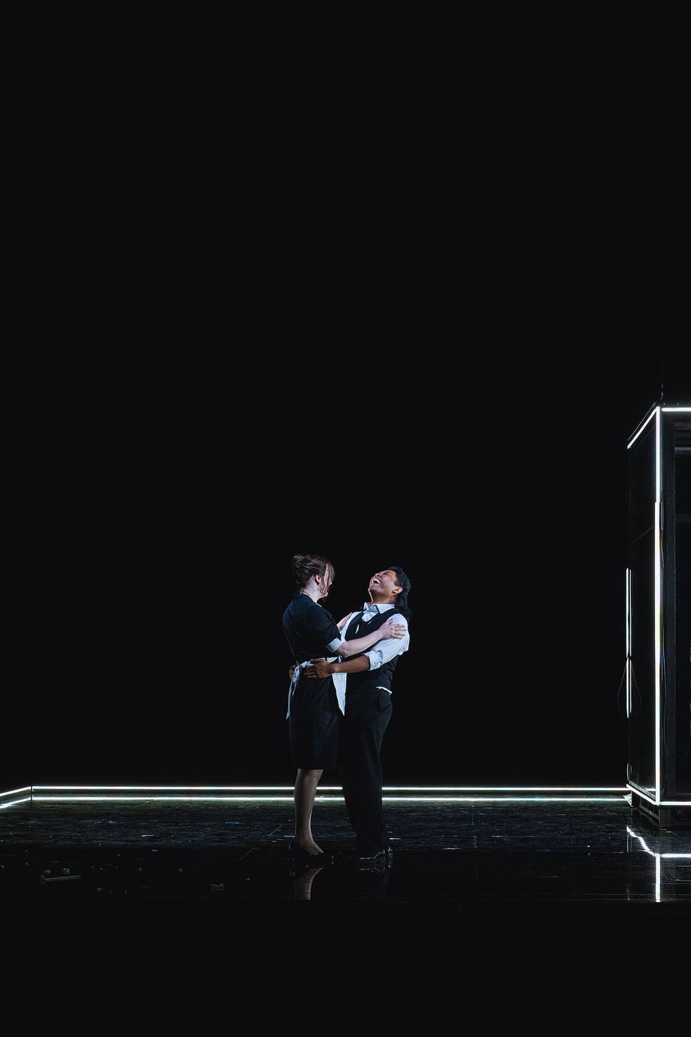 © Marco Sommer / Volksoper Wien Lauren Urquhart (Susanna), Michael Arivony (Figaro)